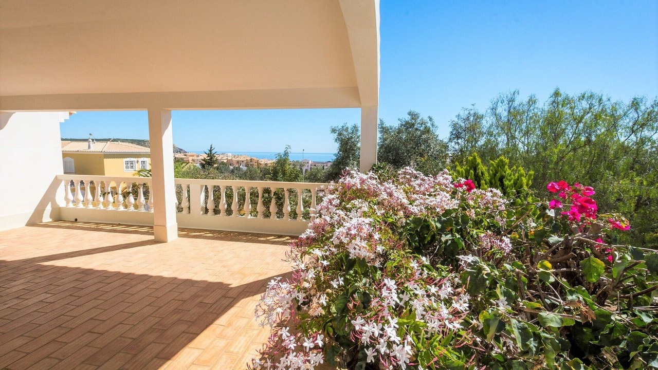 Photo of Patio Balcony in Luz