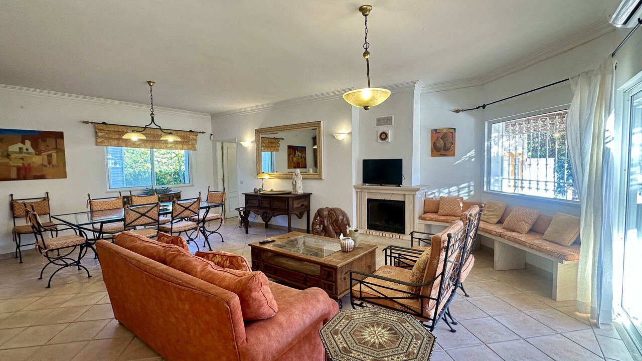 Photo of Livingroom in Branqueira