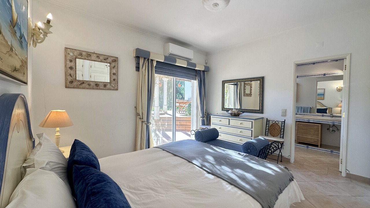 Photo of Bedroom in Branqueira