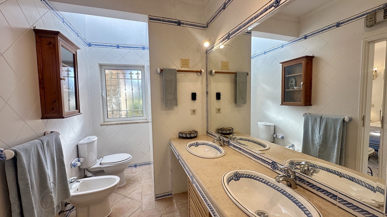 Photo of Bathroom in Branqueira