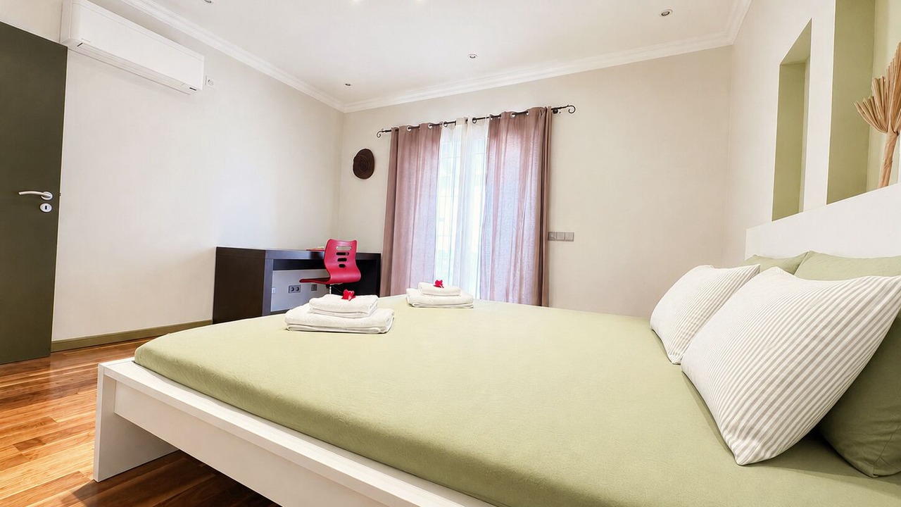 Photo of Bedroom in Sao Bras de Alportel