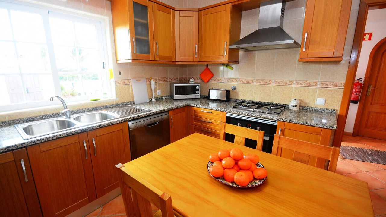 Photo of Kitchen in Monte Raposo