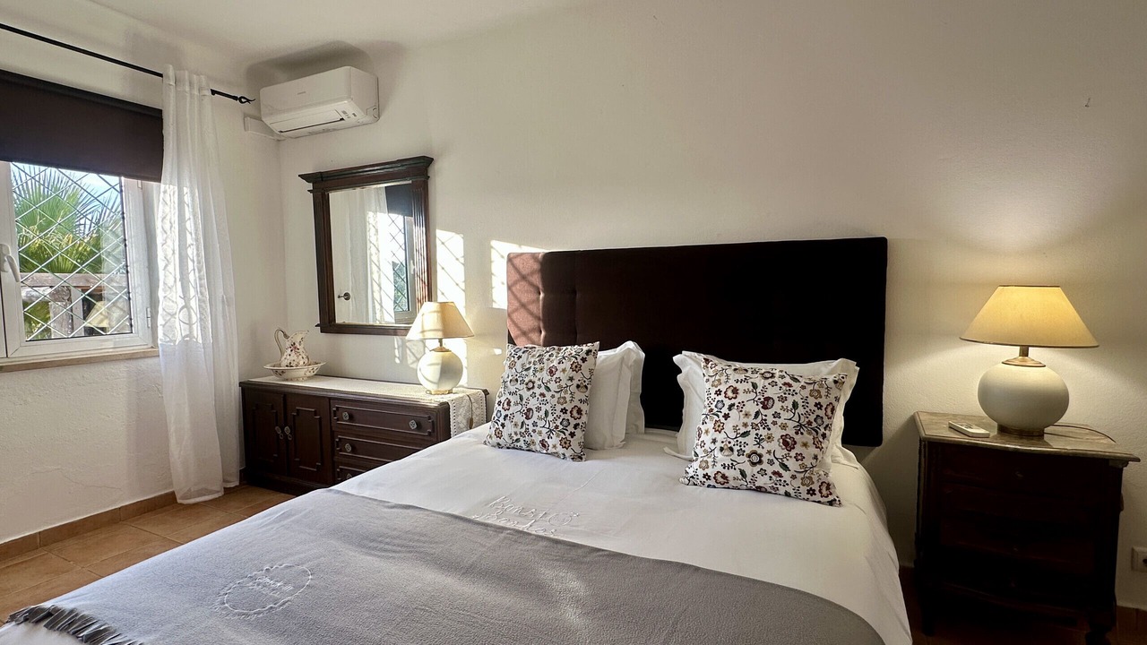 Photo of Bedroom in Monte Raposo