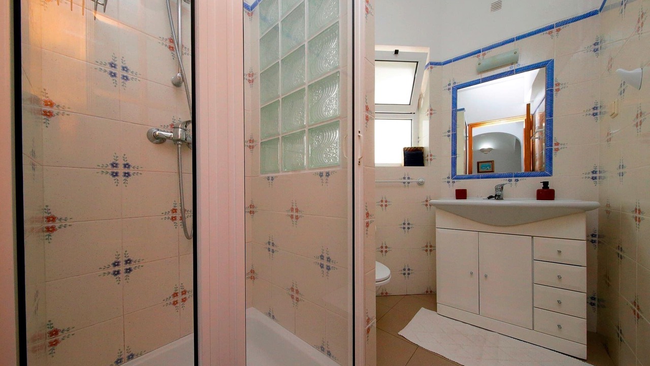 Photo of Bathroom in Santa Luzia