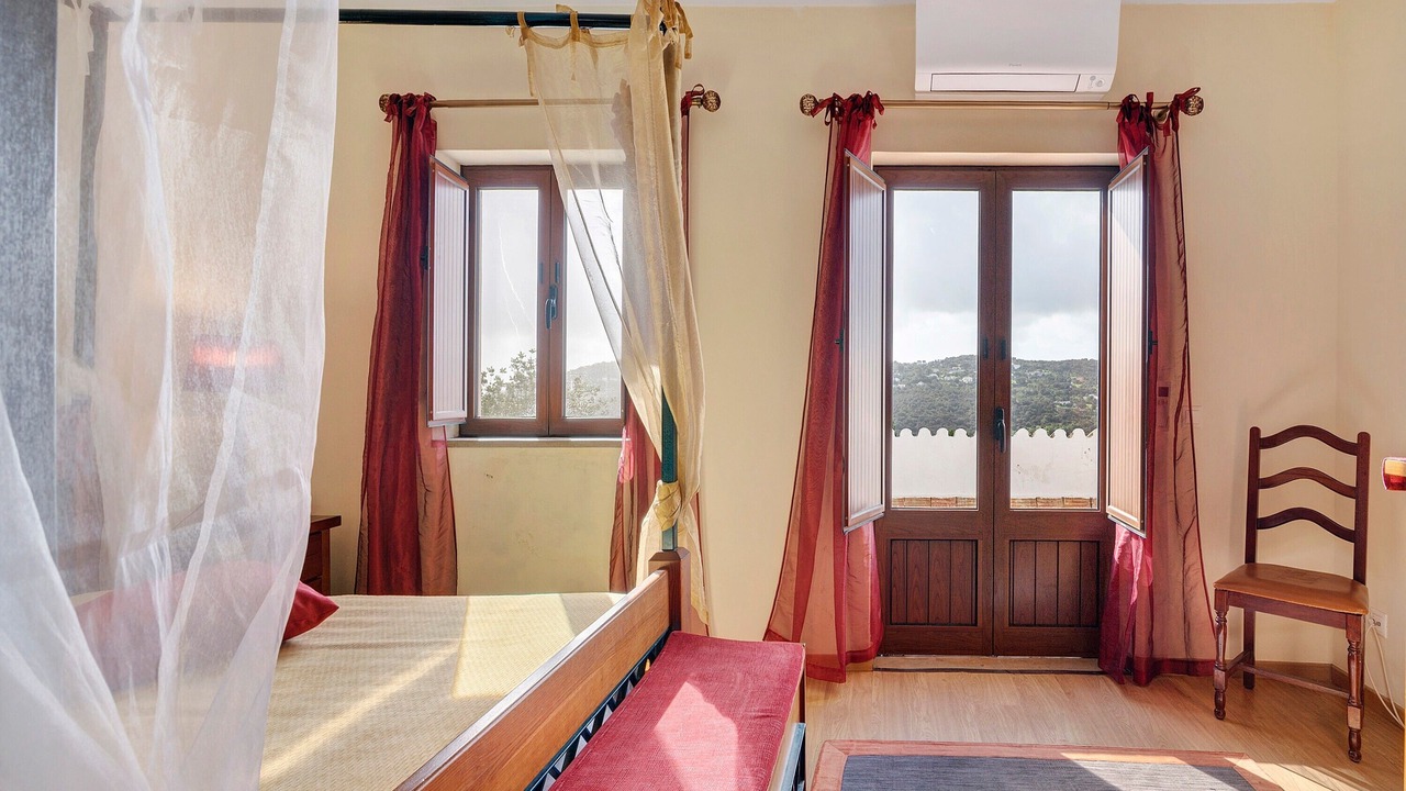 Photo of Bedroom in Sao Bras de Alportel