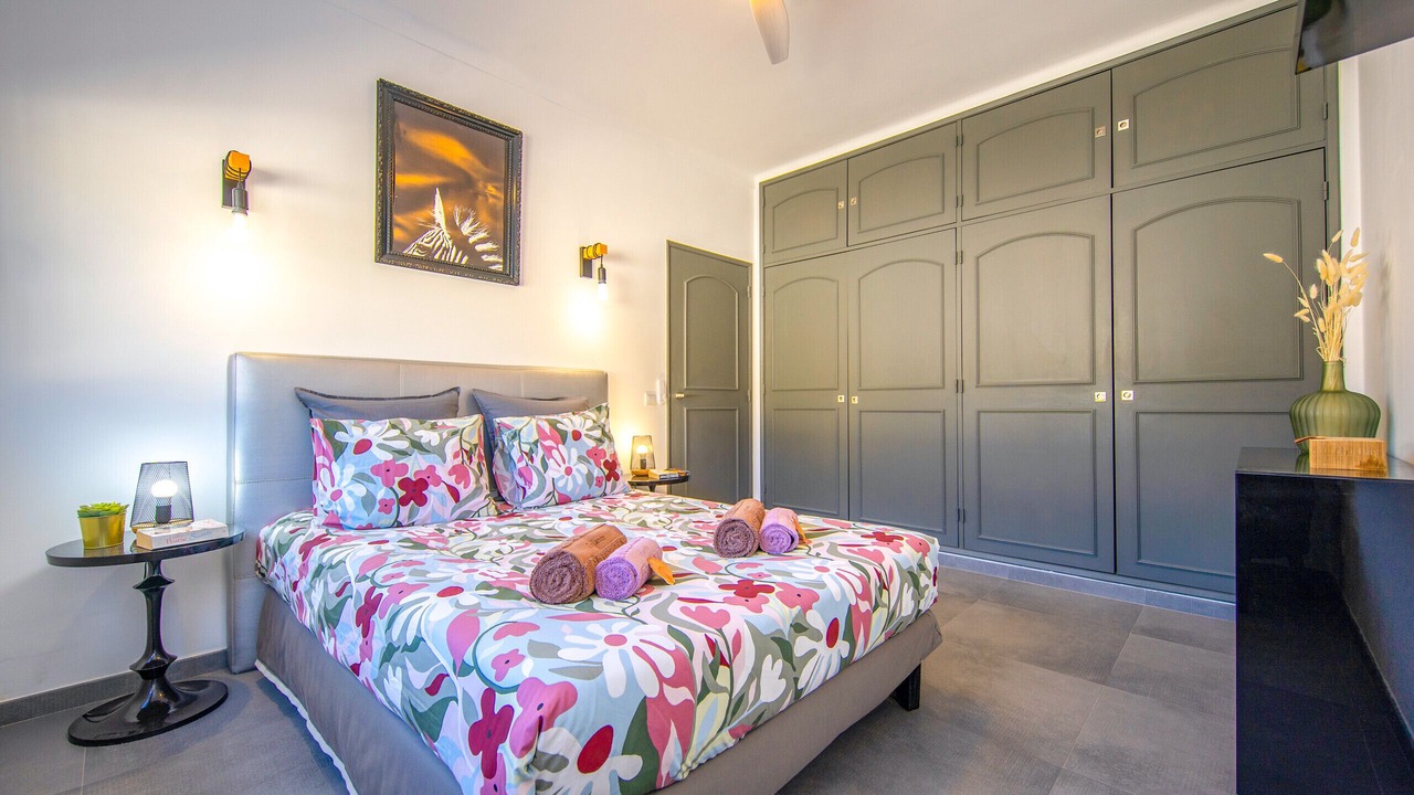 Photo of Bedroom in Vale Navio