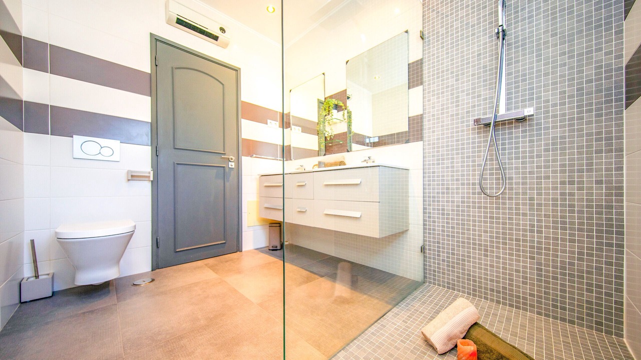Photo of Bathroom in Vale Navio