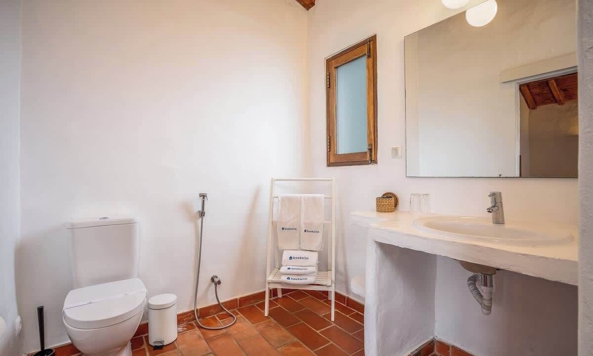 Photo of Bathroom in Barracao