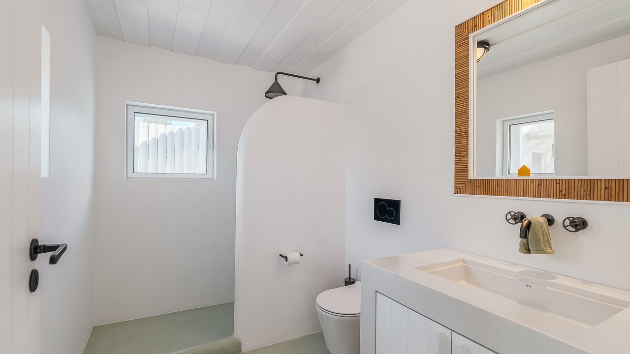 Photo of Bathroom in Troia