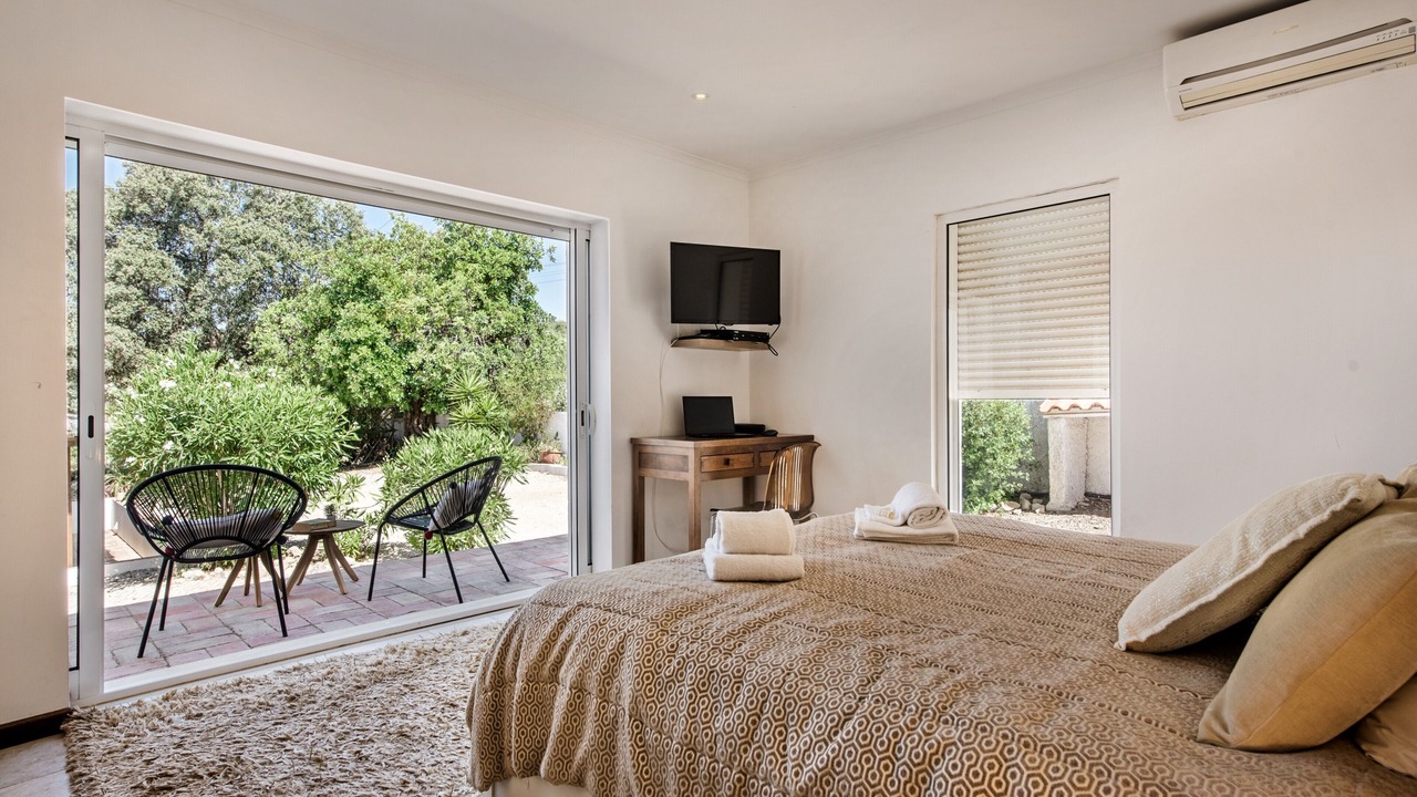 Photo of Bedroom in Apra