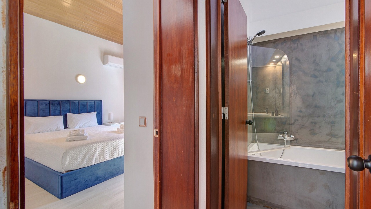 Photo of Bedroom in Quarteira