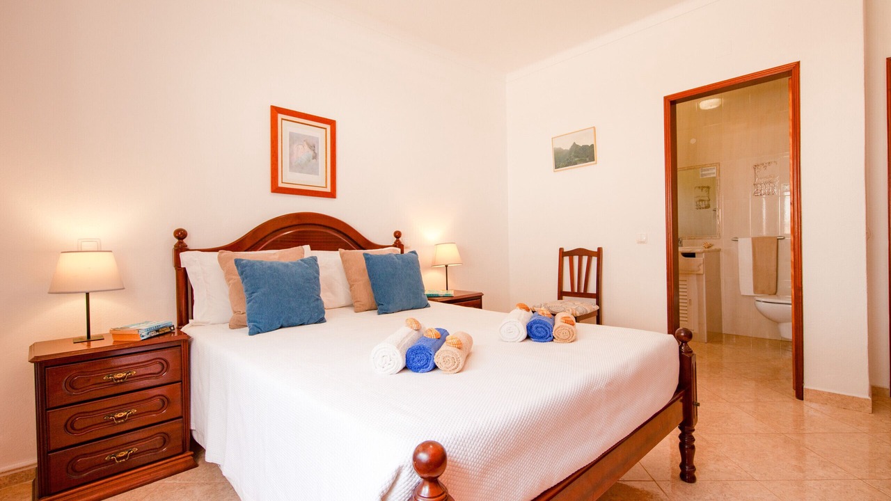 Photo of Bedroom in Lagoa e Carvoeiro