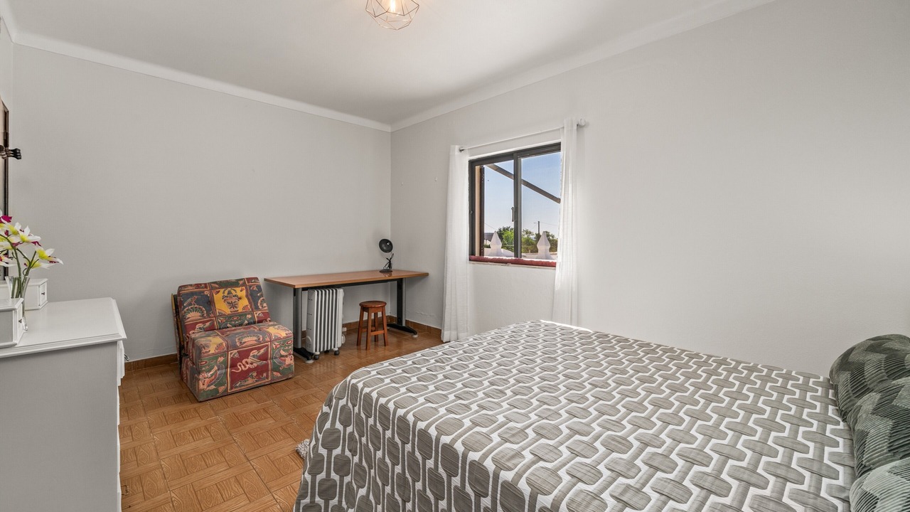 Photo of Bedroom in Monte Raposo