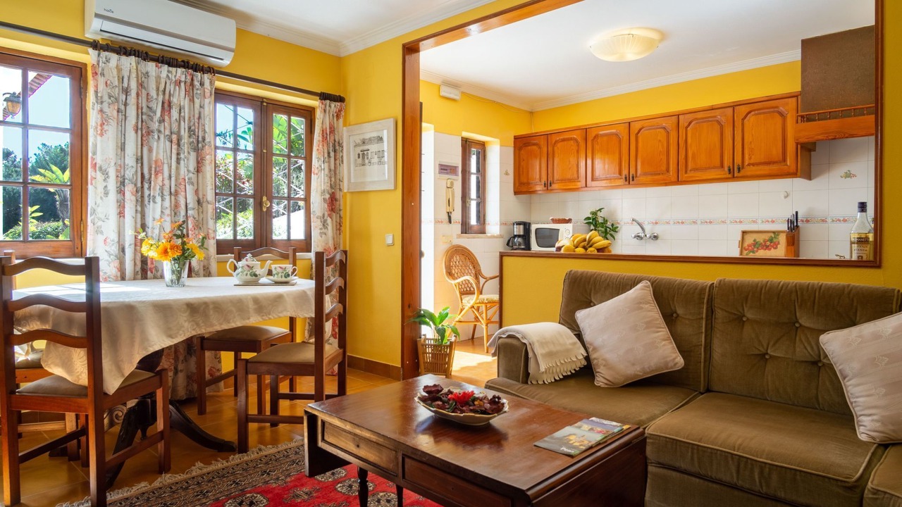 Photo of Livingroom in Colares