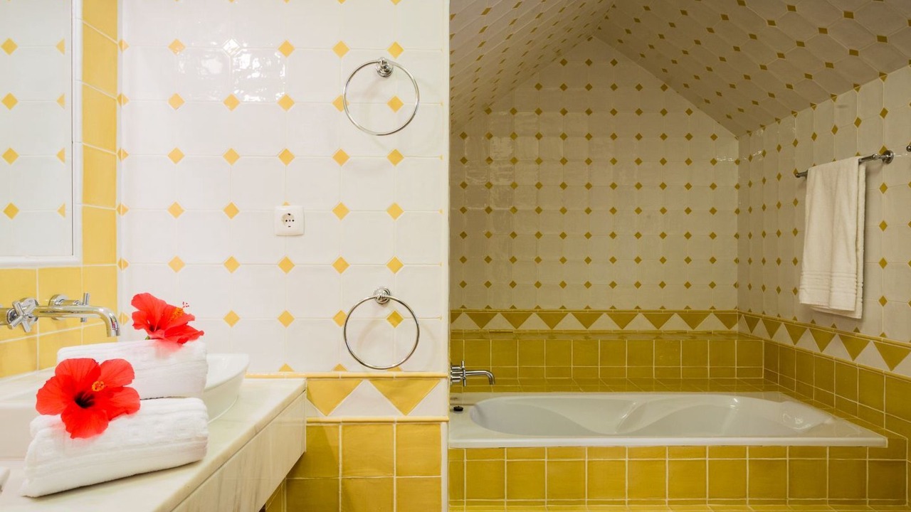 Photo of Bathroom in Vale de Centianes