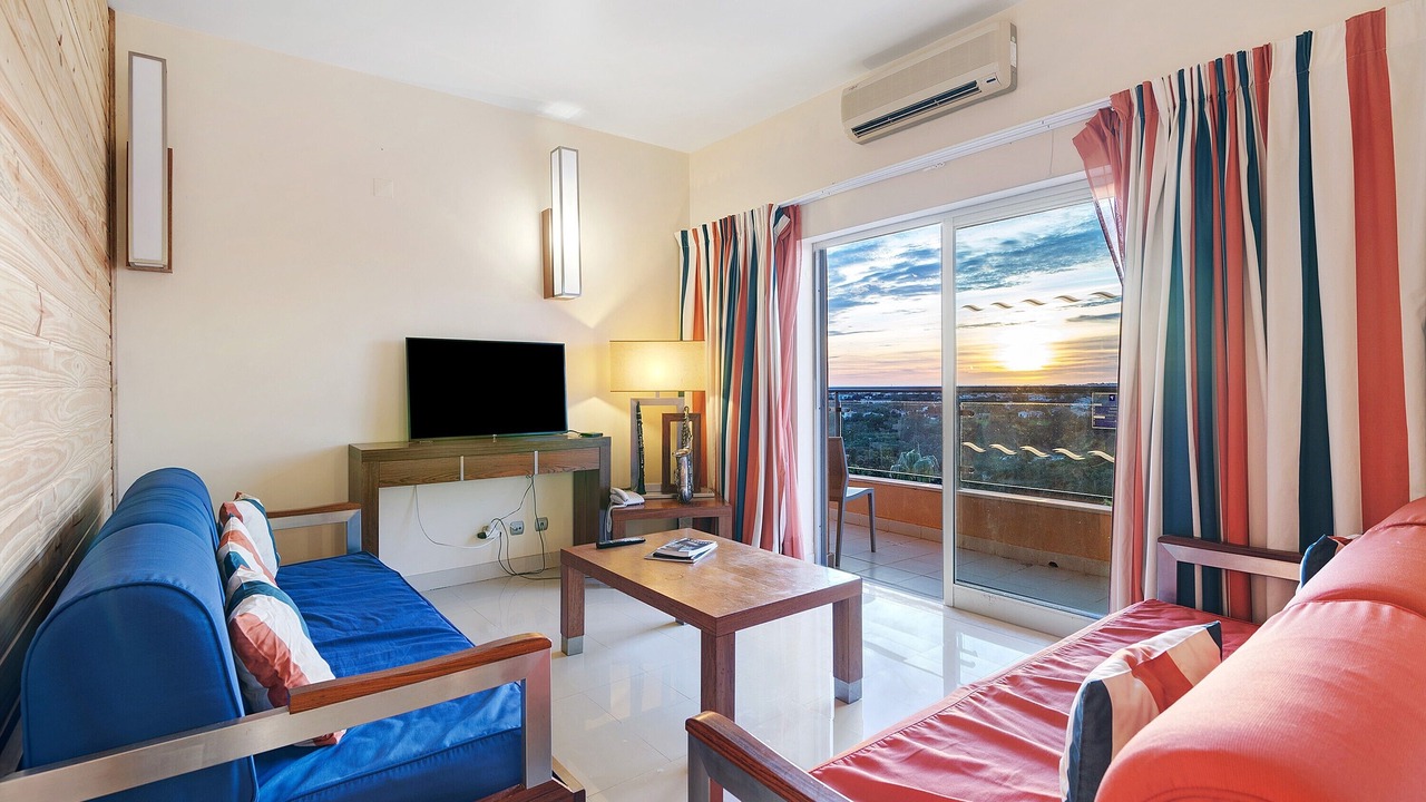 Photo of Livingroom in Vale Navio