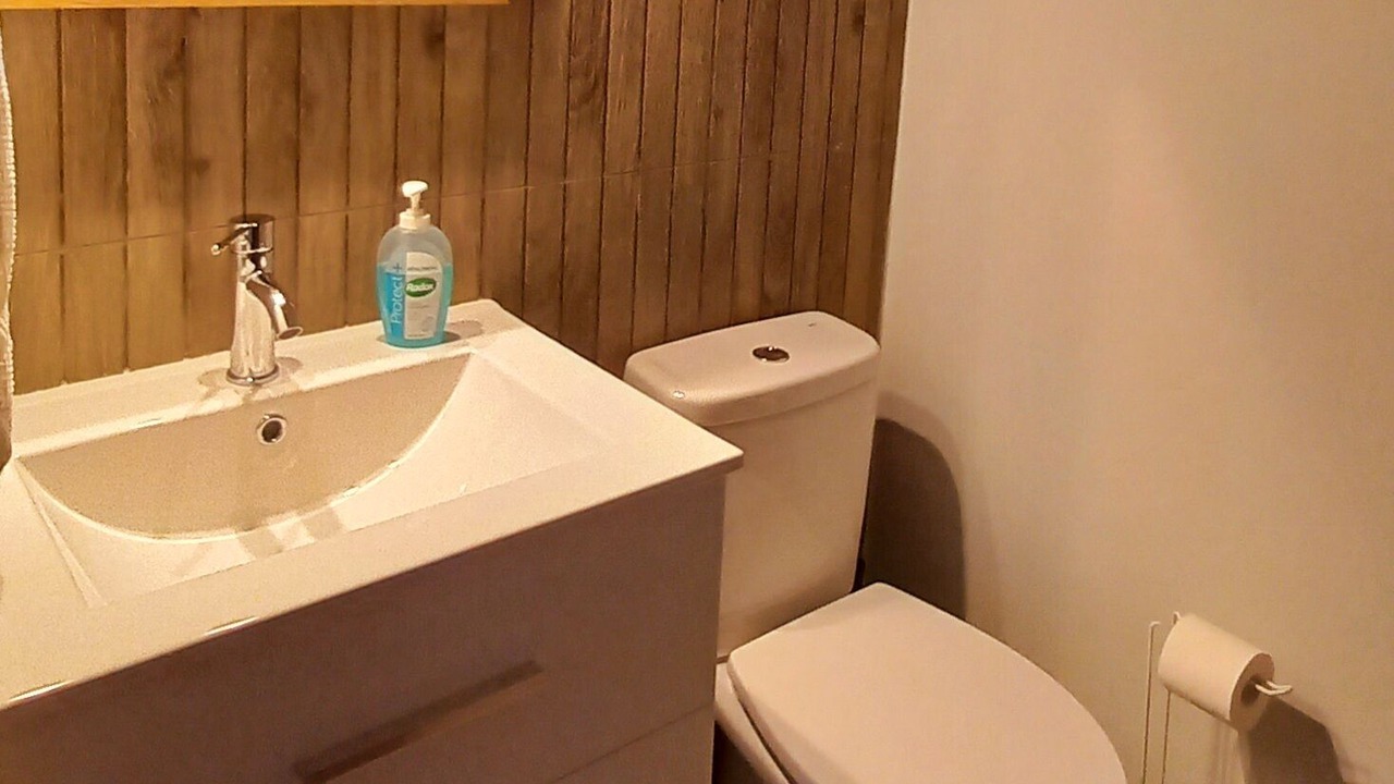 Photo of Bathroom in Faro