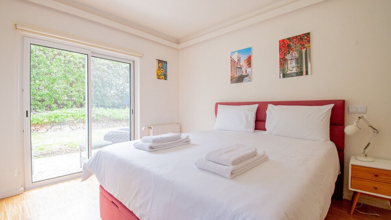 Photo of Bedroom in Lagoa e Carvoeiro