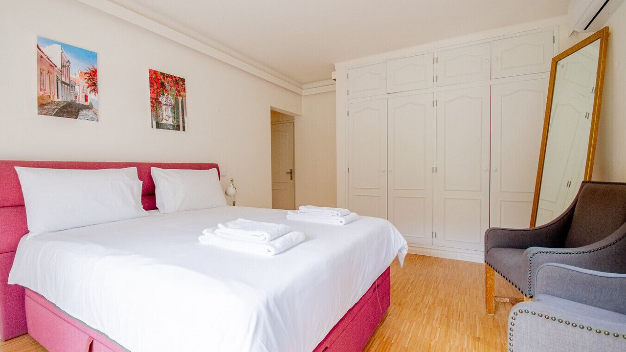 Photo of Bedroom in Lagoa e Carvoeiro