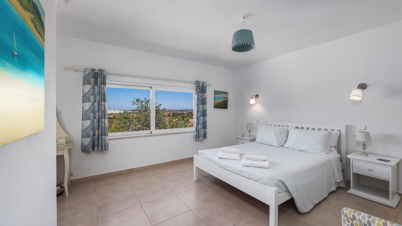 Photo of Bedroom in Vale de Parra