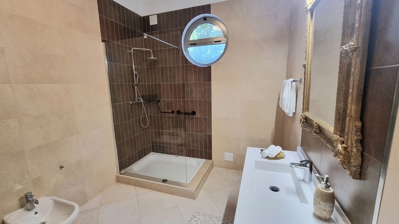 Photo of Bathroom in Laranjeira