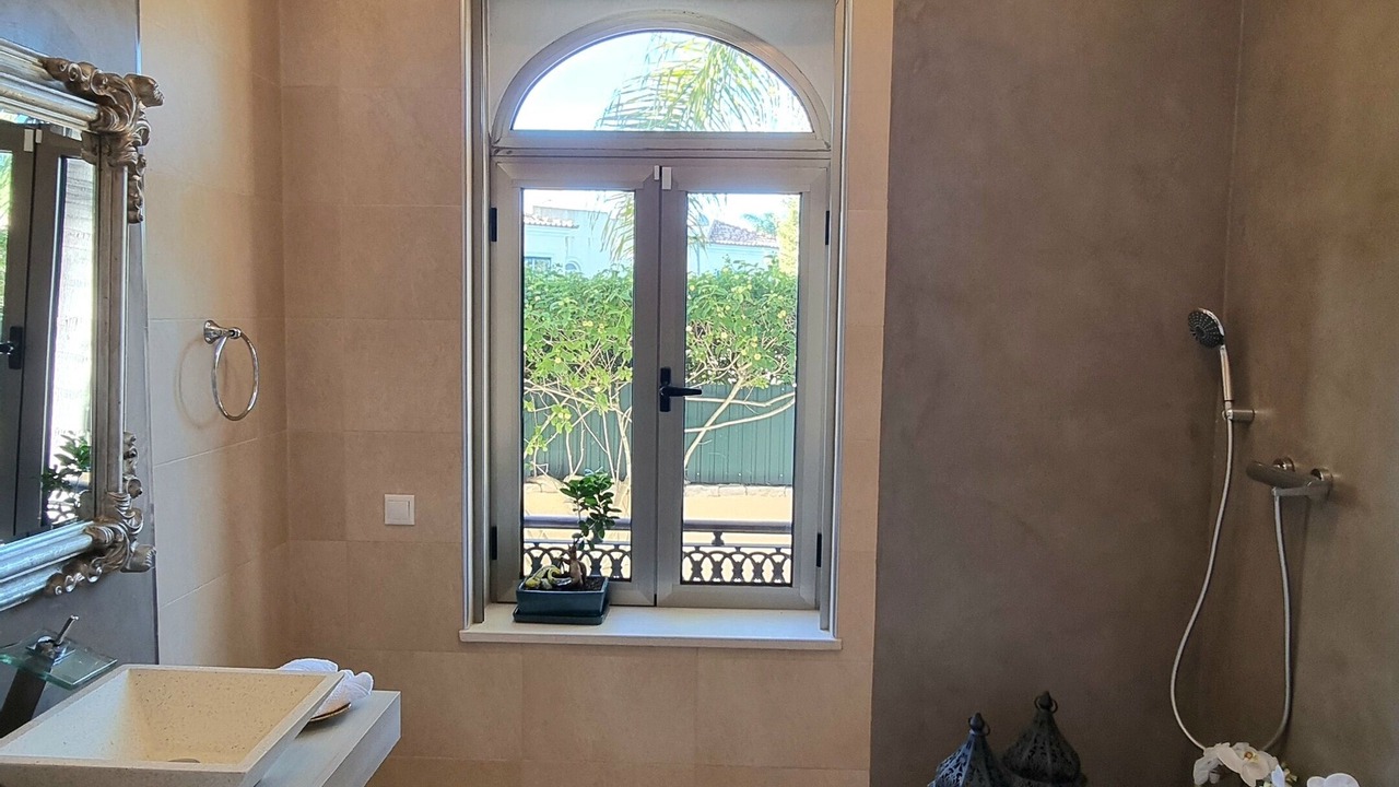 Photo of Bathroom in Laranjeira