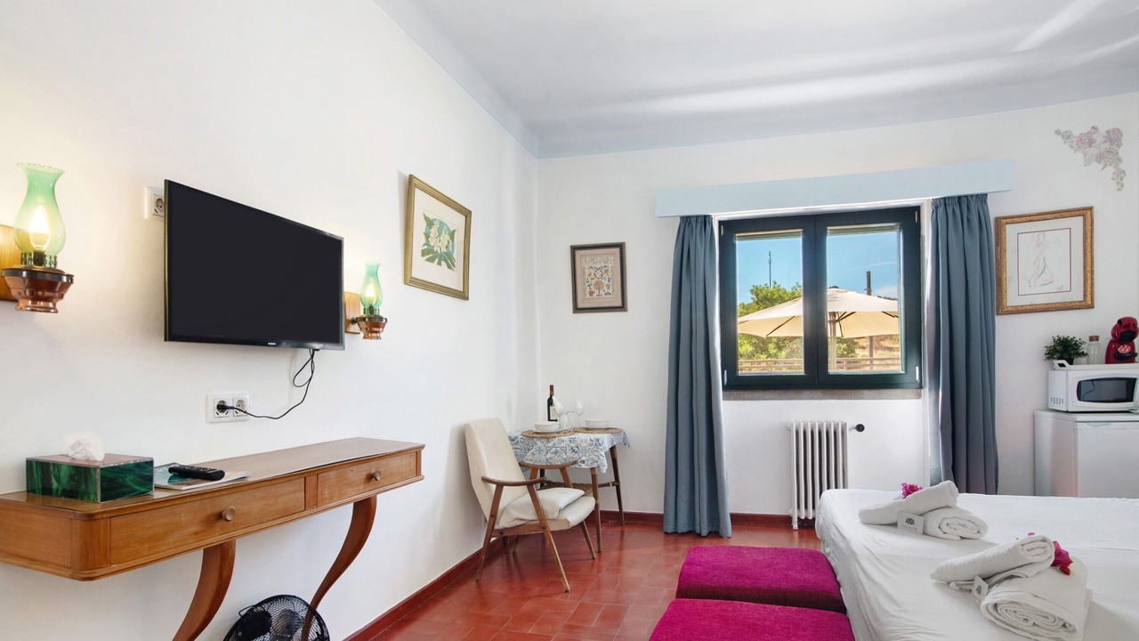 Photo of Bedroom in Sao Bras de Alportel
