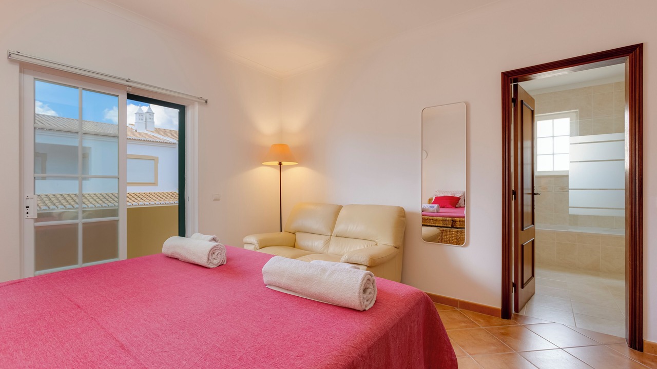Photo of Bedroom in Porto de Mos