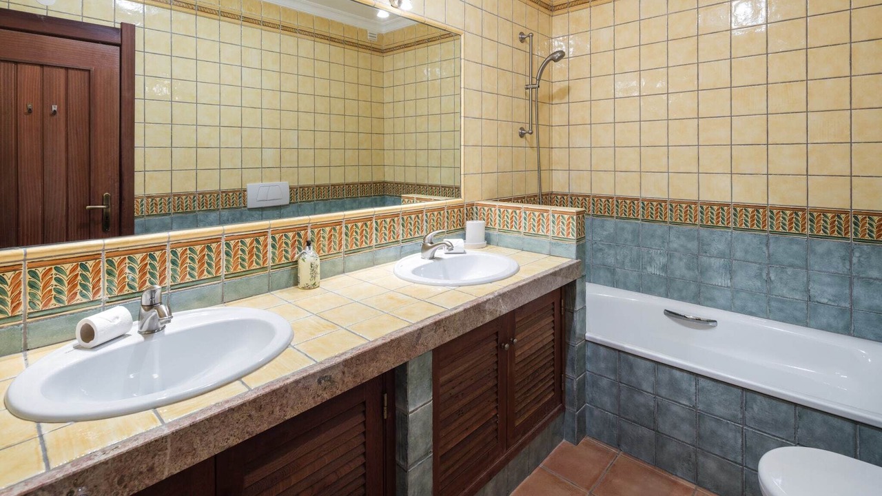 Photo of Bathroom in Benagil