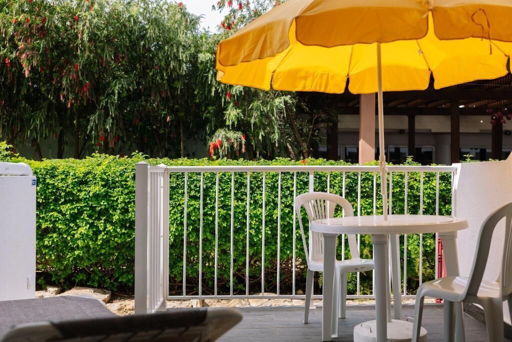 Photo of Patio Balcony in Oura