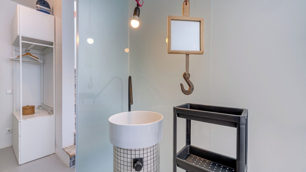 Photo of Bathroom in Portimao City Centre