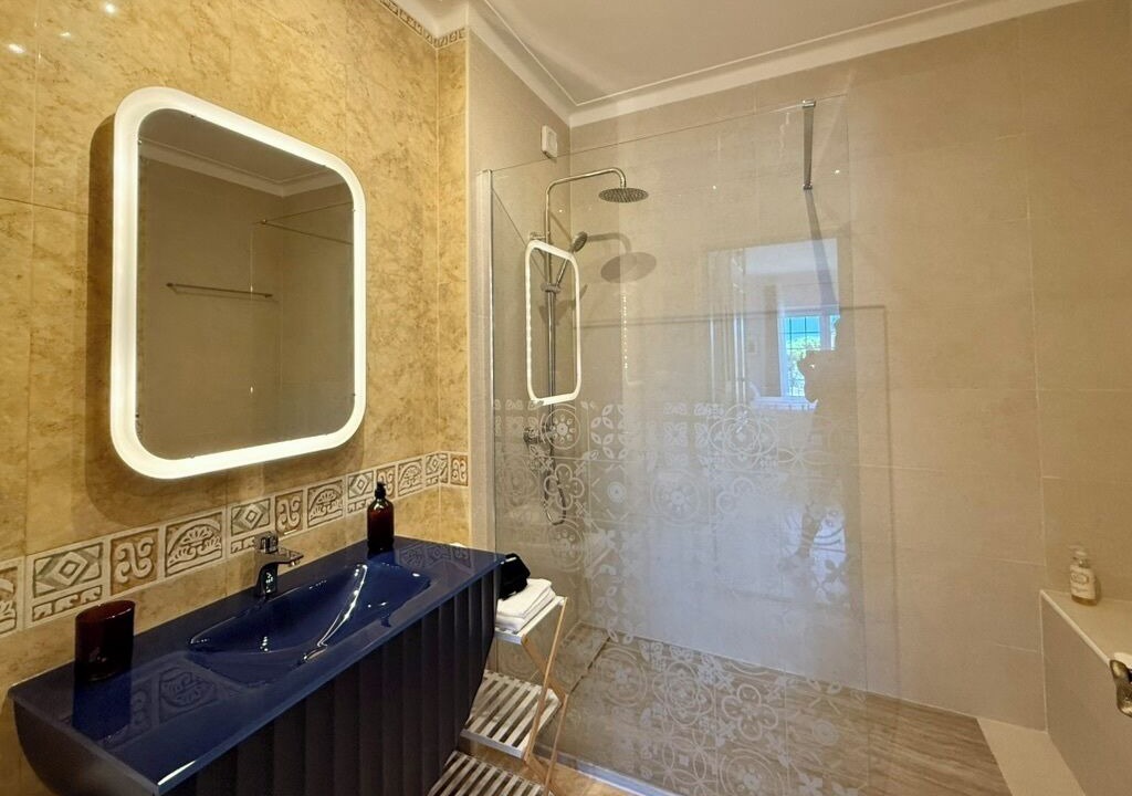 Photo of Bathroom in Caramujeira