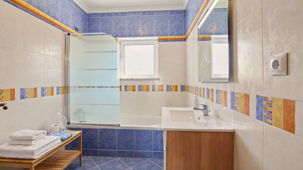 Photo of Bathroom in Manta Rota