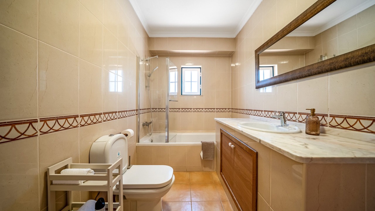 Photo of Bathroom in Monte Raposo