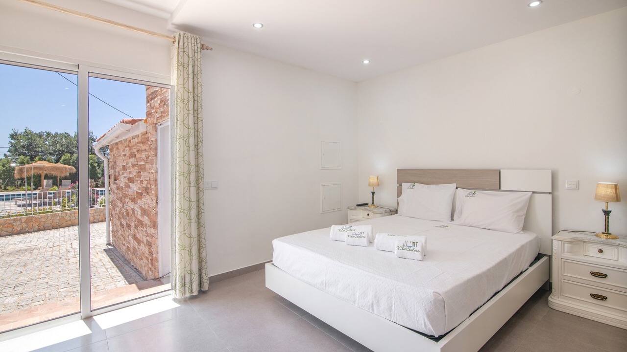 Photo of Bedroom in Moncarapacho e Fuseta