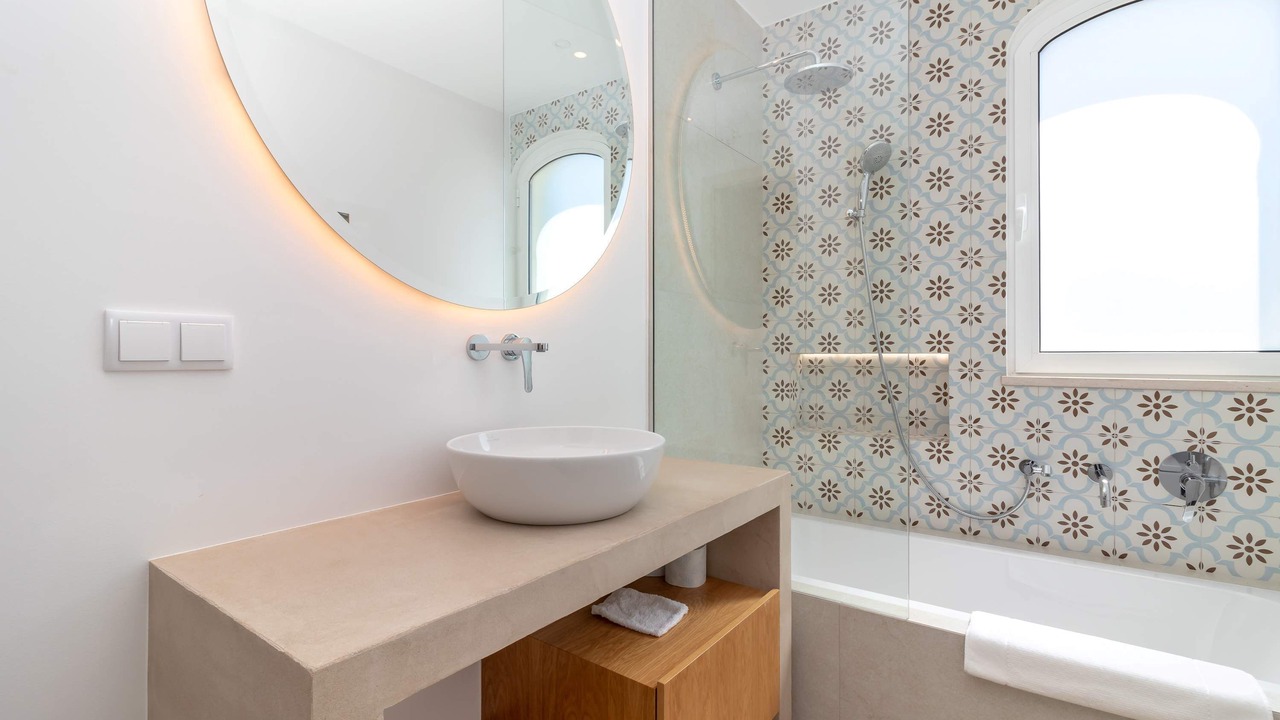 Photo of Bathroom in Ferragudo