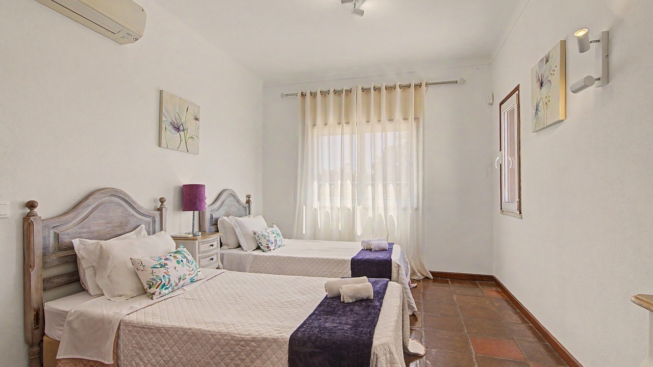 Photo of Bedroom in Gale