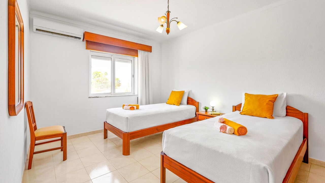 Photo of Bedroom in Lagoa e Carvoeiro