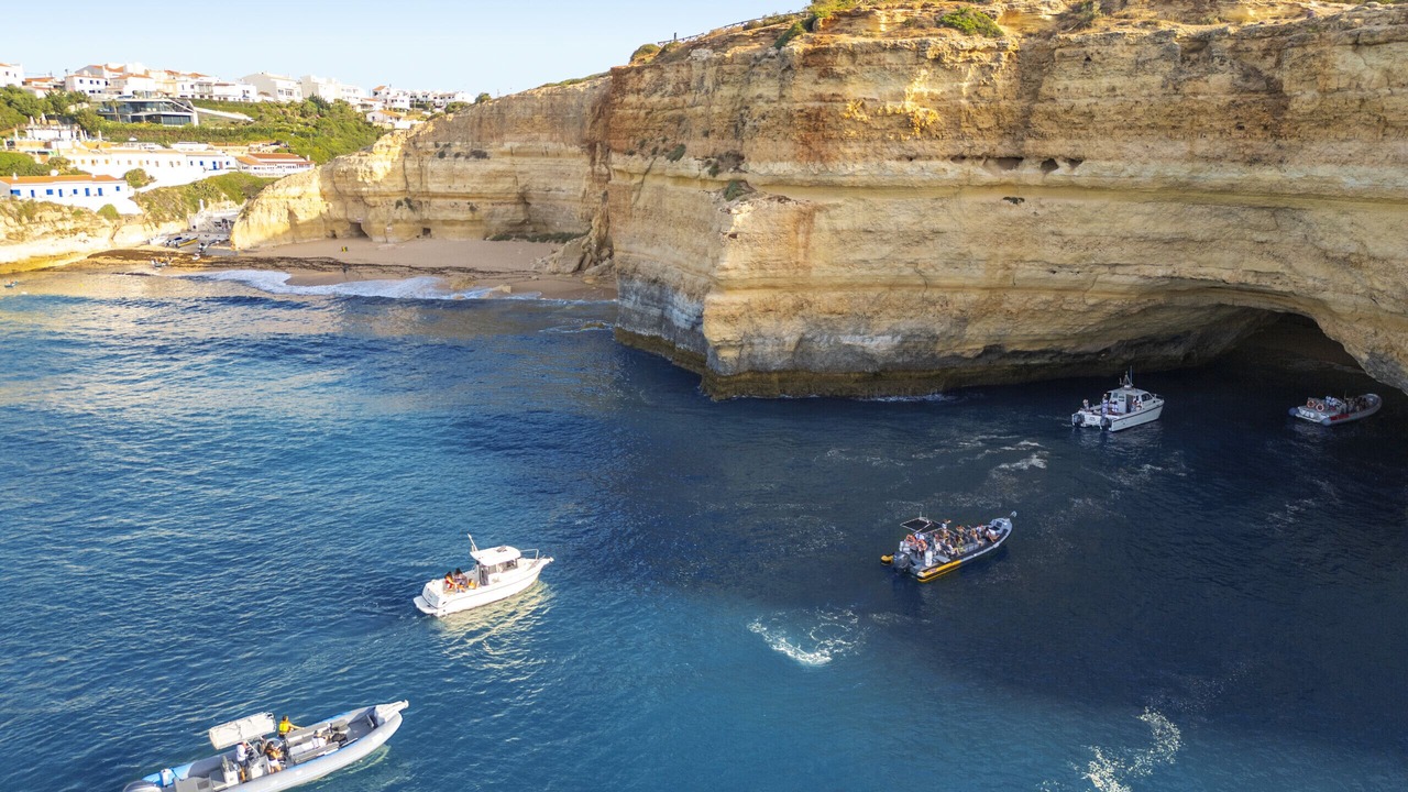 Photo of Others in Lagoa e Carvoeiro