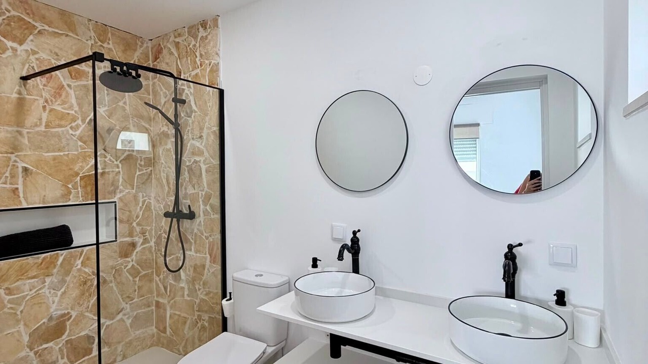 Photo of Bathroom in Santo Estevao