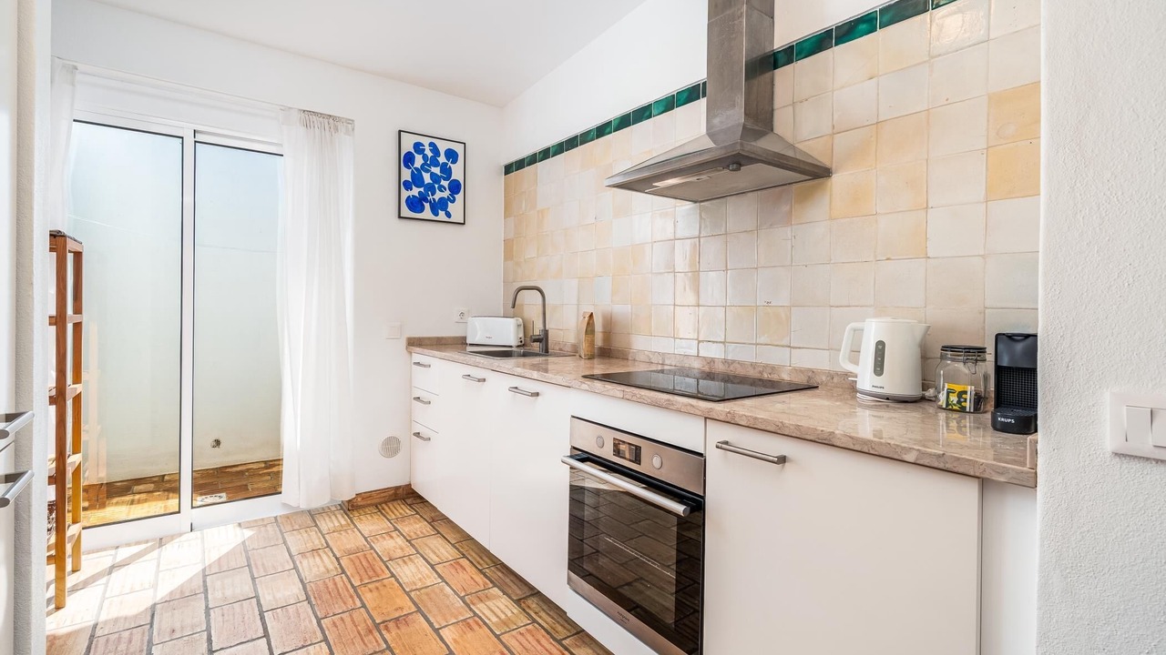 Photo of Kitchen in Meia Praia