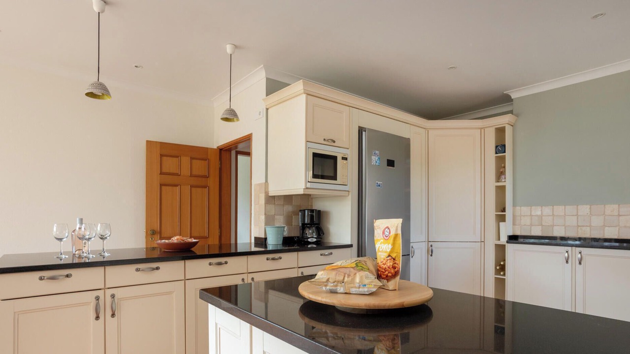 Photo of Kitchen in Bensafrim