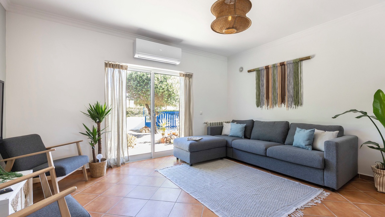 Photo of Livingroom in Aljezur