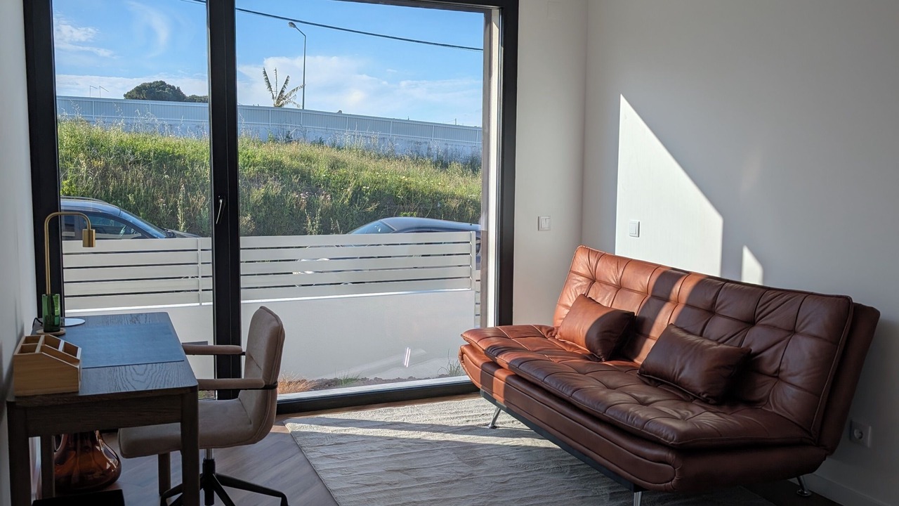Photo of Livingroom in Charneca de Caparica e Sobreda