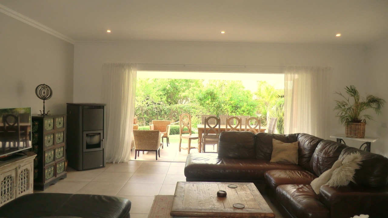 Photo of Livingroom in Albardeira