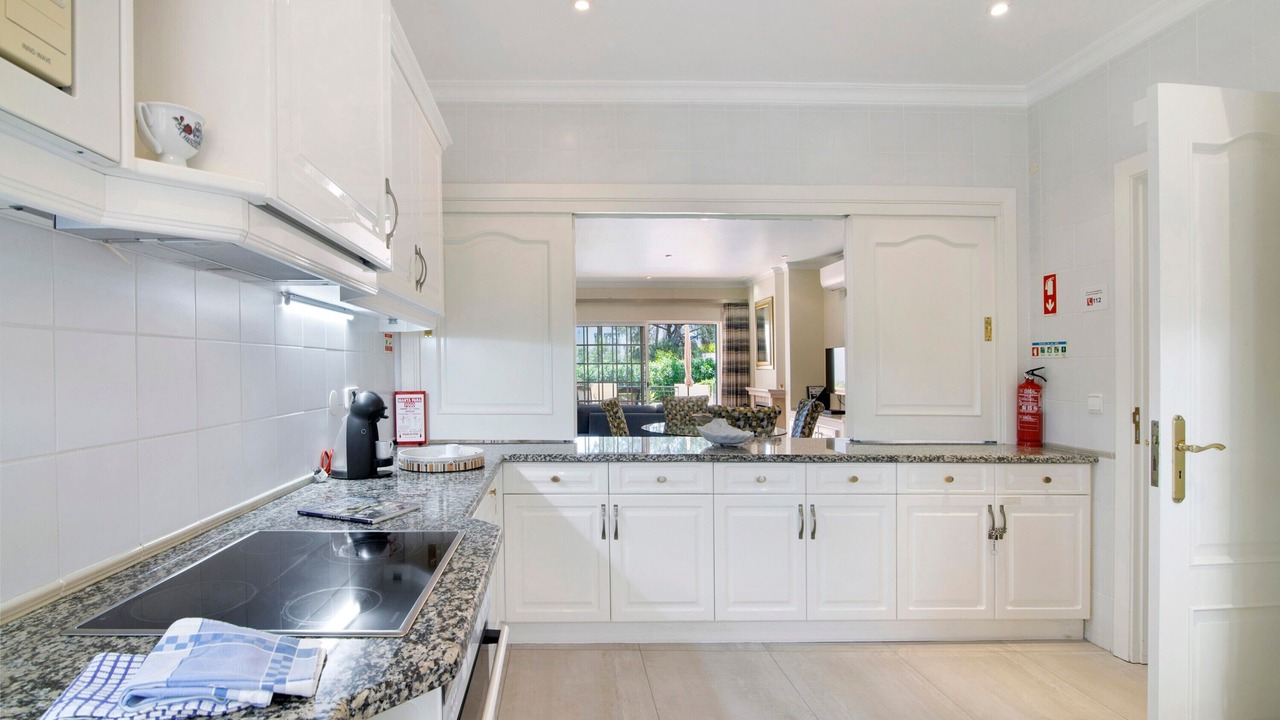 Photo of Kitchen in Vale do Lobo
