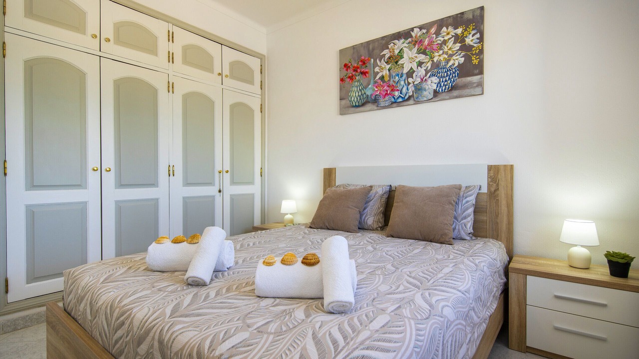 Photo of Bedroom in Lagoa e Carvoeiro