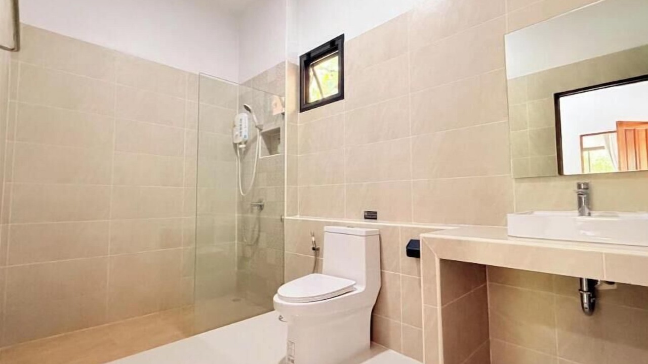 Photo of Bathroom in Srithanu
