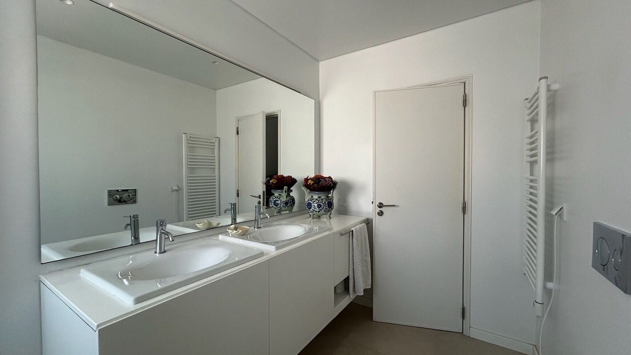 Photo of Bathroom in Cascais