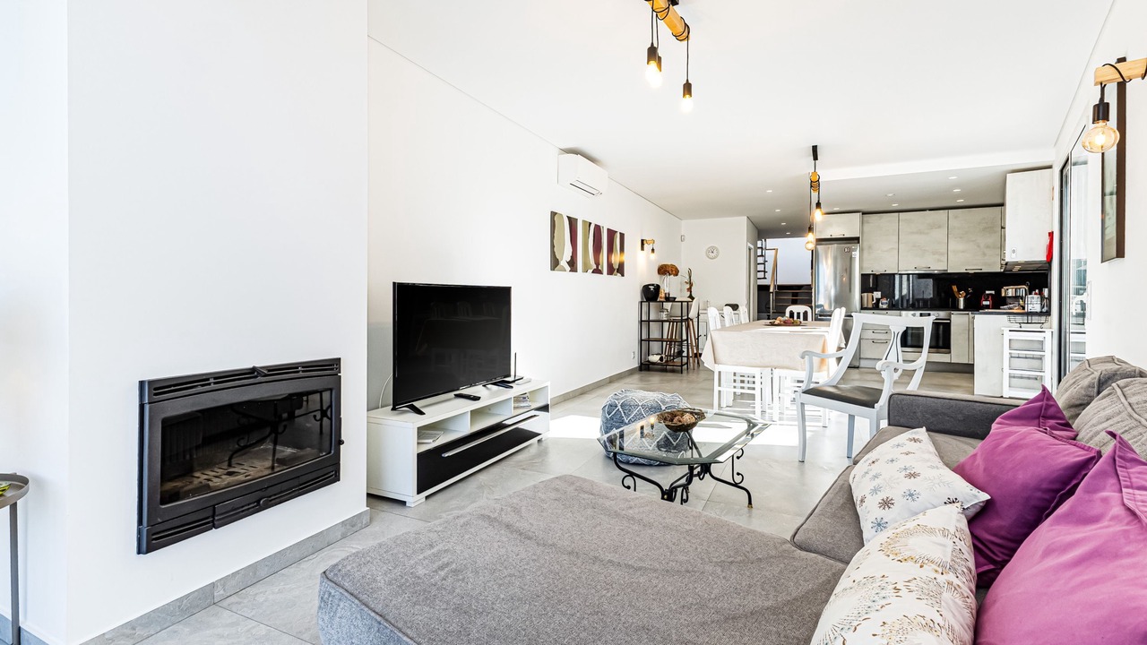 Photo of Livingroom in Pera